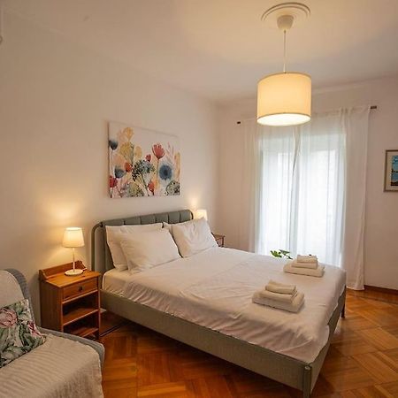 Dimora Al Colosseo, 2 Bedrooms Roma Exterior foto