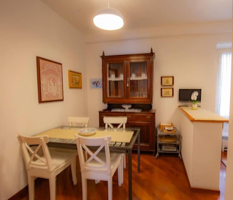 Dimora Al Colosseo, 2 Bedrooms Roma Exterior foto